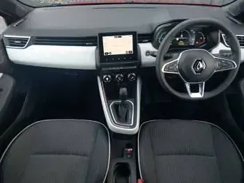 Used Renault Clio V Techno 145 HP (106 kW) 2022 Red Hatchback