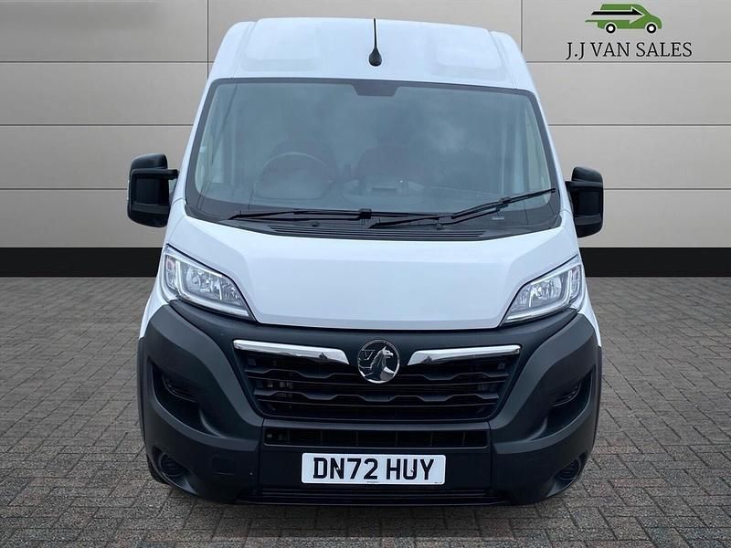 Begagnad Vauxhall Movano S 2022 Vit