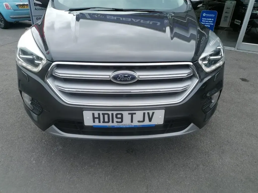 Used Ford Kuga Titanium 150 HP (110 kW) 2019 Grey SUV