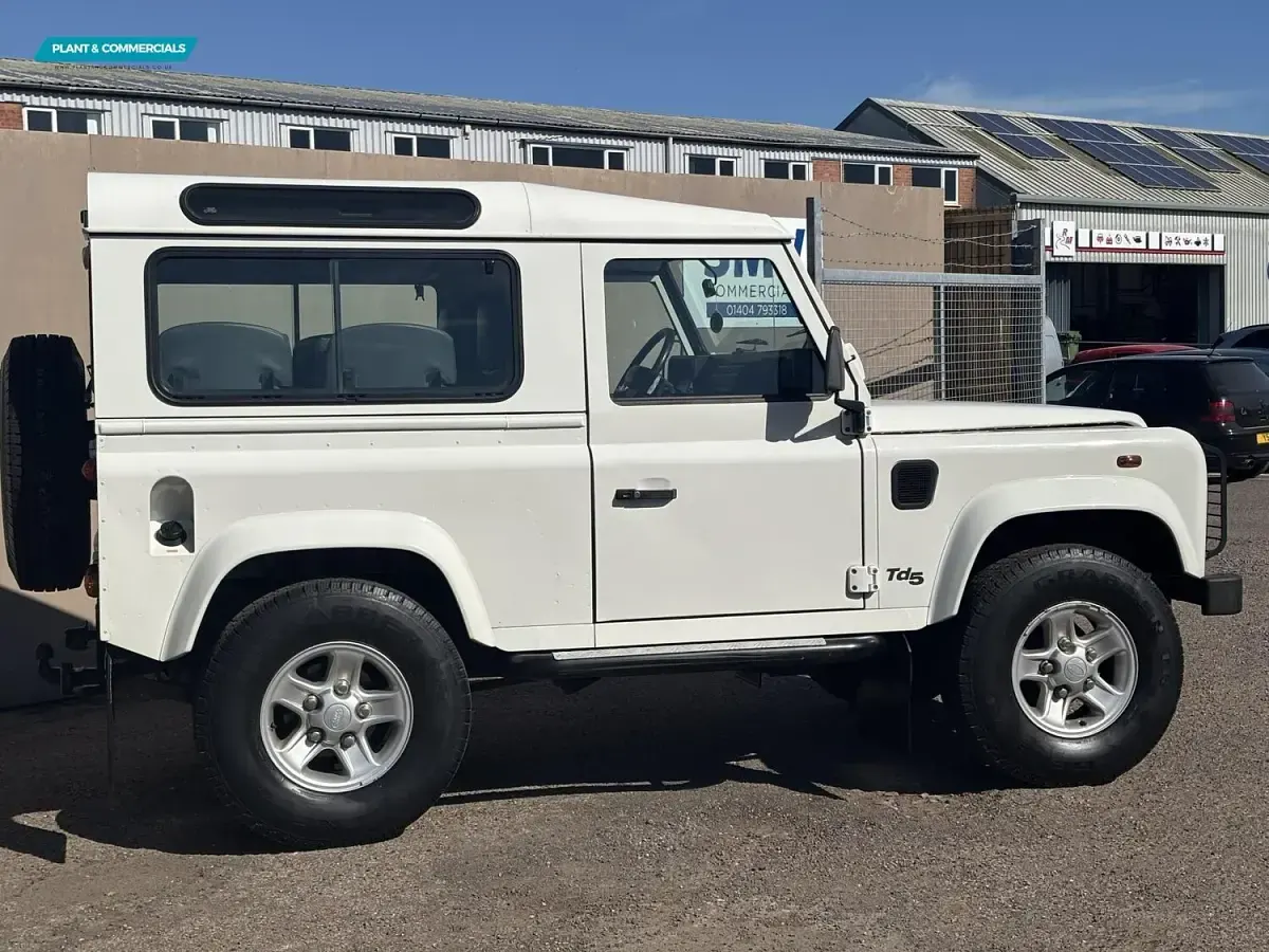 Used Land Rover Defender 2009 White Estate