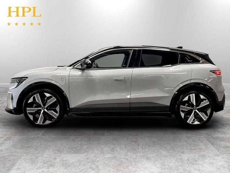 Used Renault Megane E-Tech Iconic 161 kW (220 HP) 2024 Grey Hatchback