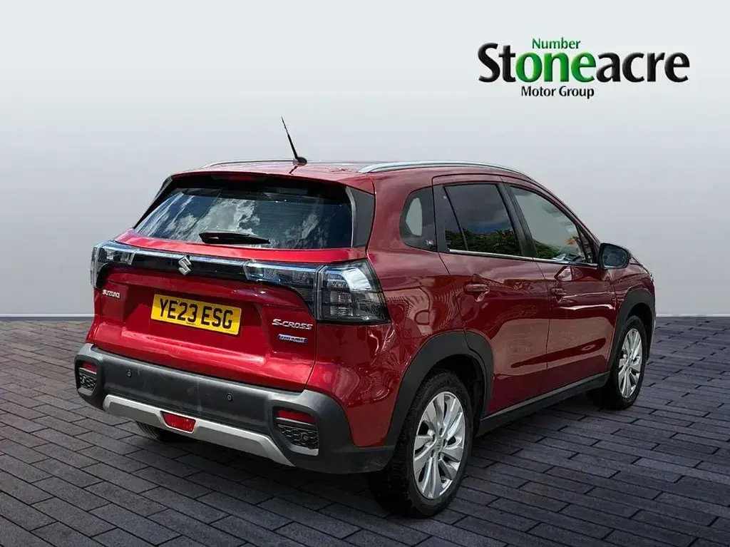Używany Suzuki SX4 S-Cross 127 KM (93 kW) 2023 Czerwony SUV