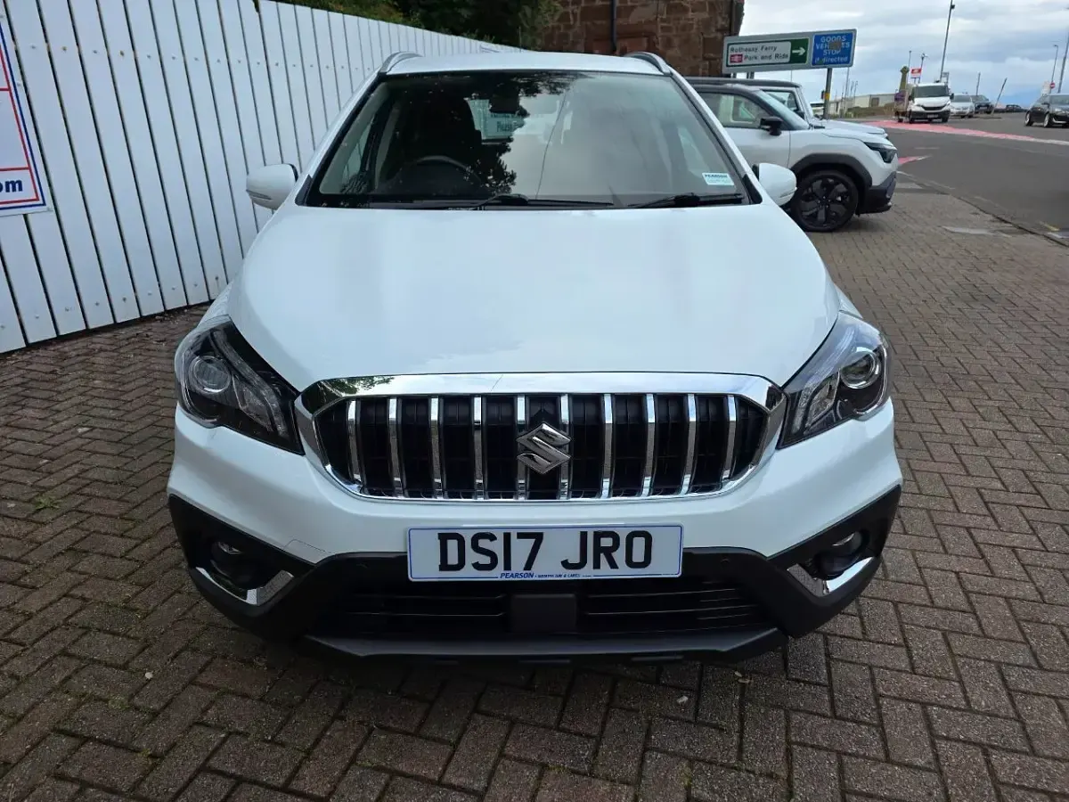Used Suzuki SX4 SZ-T 2017 White Hatchback