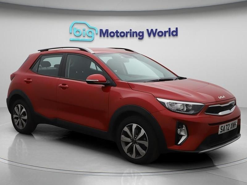 Red Used 2022 Kia Stonic SUV | £13,971 (Super price) - Image 1/4