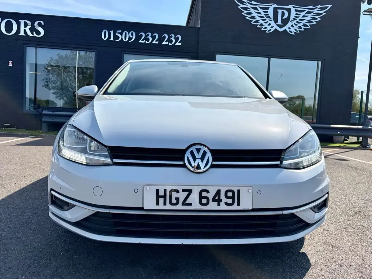 Used VW Golf VII SE 2017 Silver Hatchback