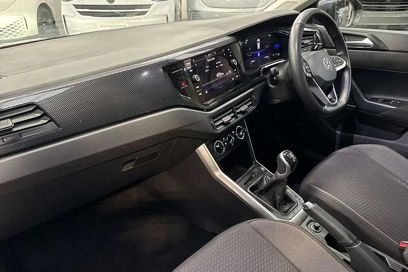 Used VW Taigo Life 110 HP (80 kW) 2024 Grey SUV