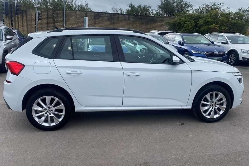 Used Skoda Kamiq SE 2023 Moon white SUV