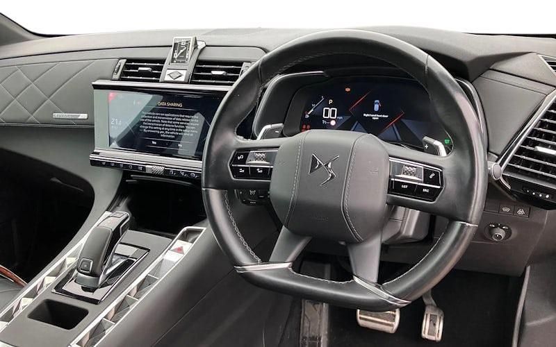 Used DS Automobiles DS7 Crossback Prestige 180 HP (132 kW) 2020 Red SUV