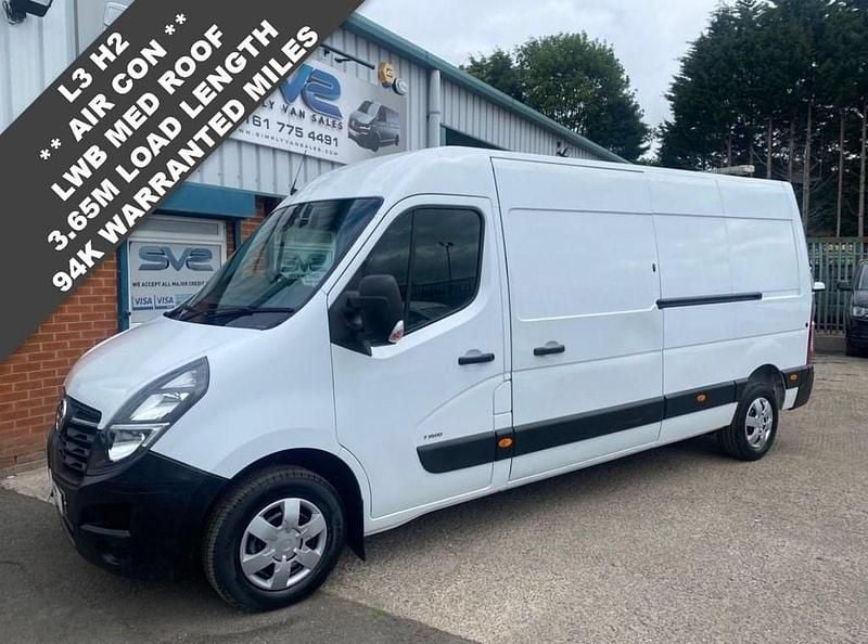 Used Vauxhall Movano 135 HP (99 kW) 2021 White