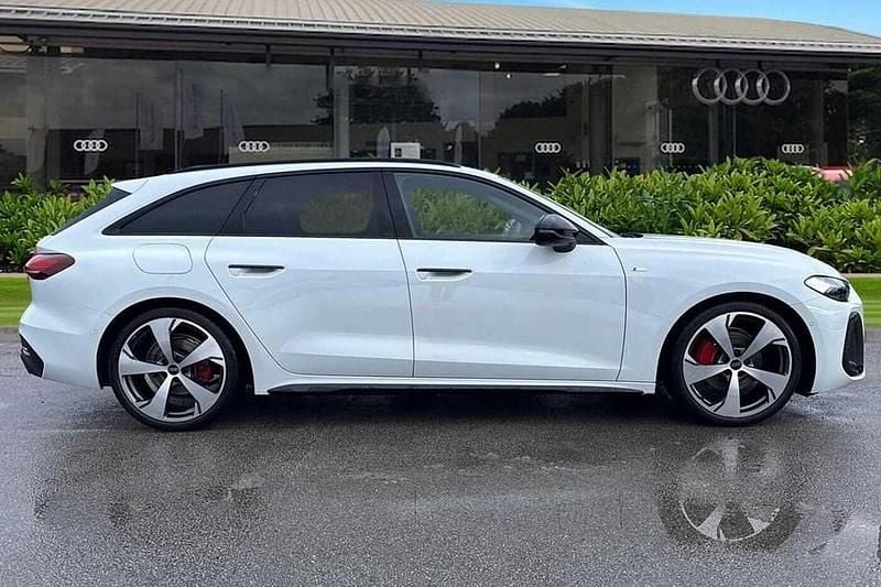 Używany Audi A5 Advanced 200 KM (147 kW) 2025 Biały Kombi
