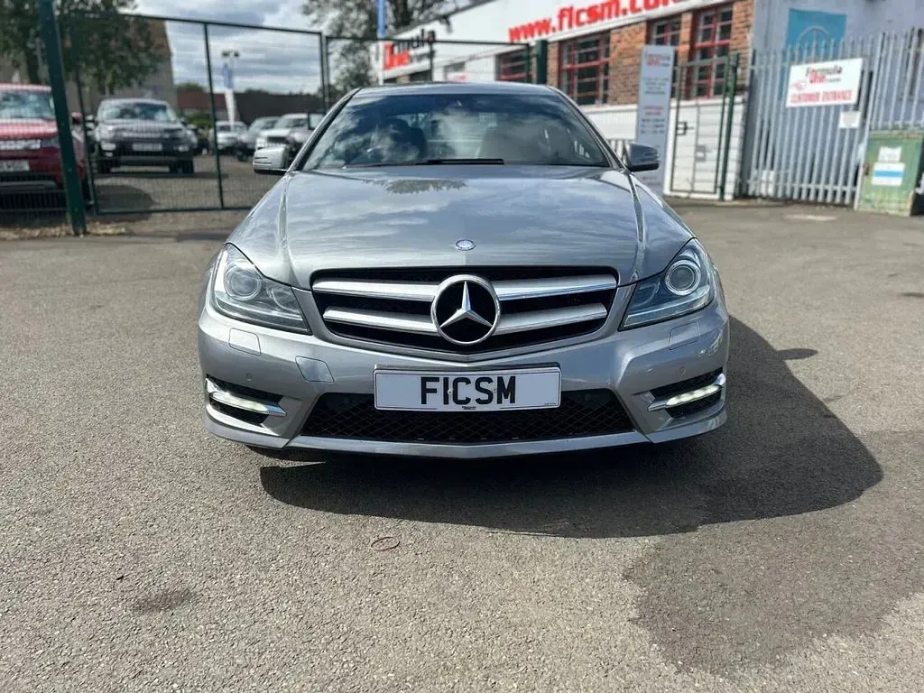 Used Mercedes C250 Sport Edition 202 HP (148 kW) 2015 Silver Coupe