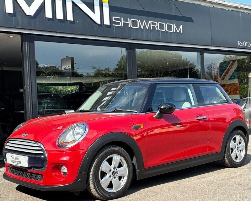 Red Used 2014 Mini Cooper Hatch Hatchback | £9,995 (Fair price) - Image 1/4