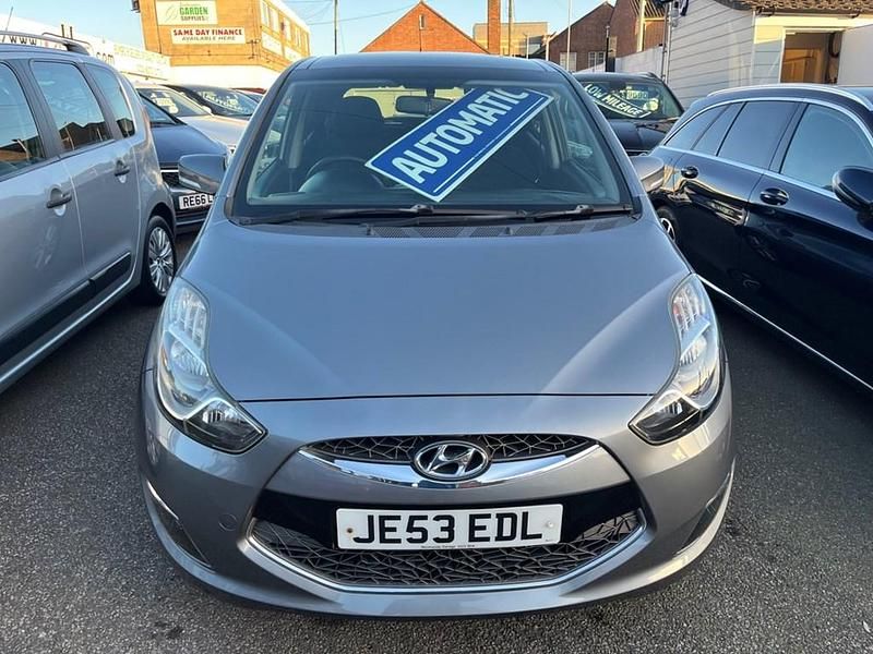 Used Hyundai ix20 Style 123 HP (90 kW) 2011 Grey Hatchback
