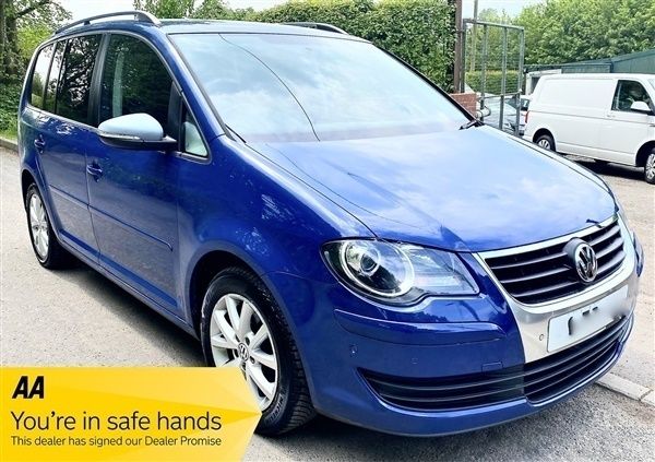 Blue Used 2010 VW Touran Match MPV | £3,895 (Fair price) - Image 1/1