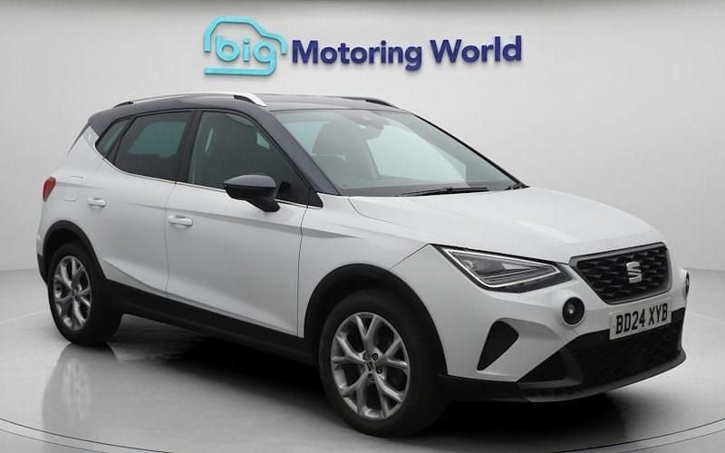 Used 2026 Seat Arona FR SUV | £17,100 (Fair price) - Image 1/4
