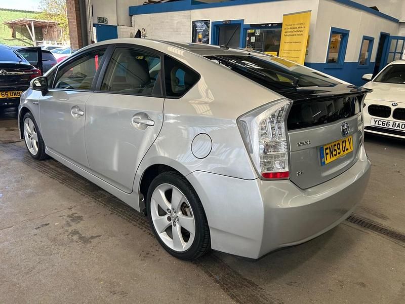 Used Toyota Prius T4 136 HP (100 kW) 2009 Silver Hatchback