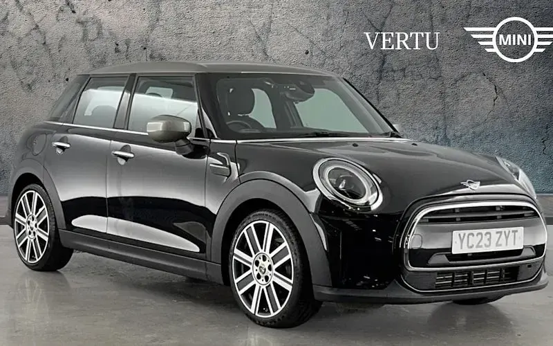 Used Mini Cooper Exclusive 136 HP (100 kW) 2023 Hatchback