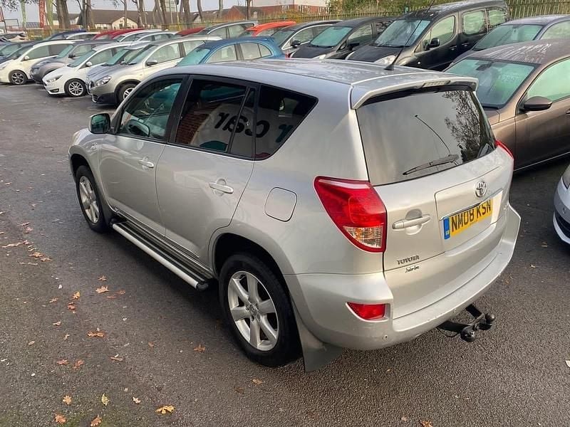 Used Toyota RAV4 134 HP (98 kW) 2008 Silver SUV
