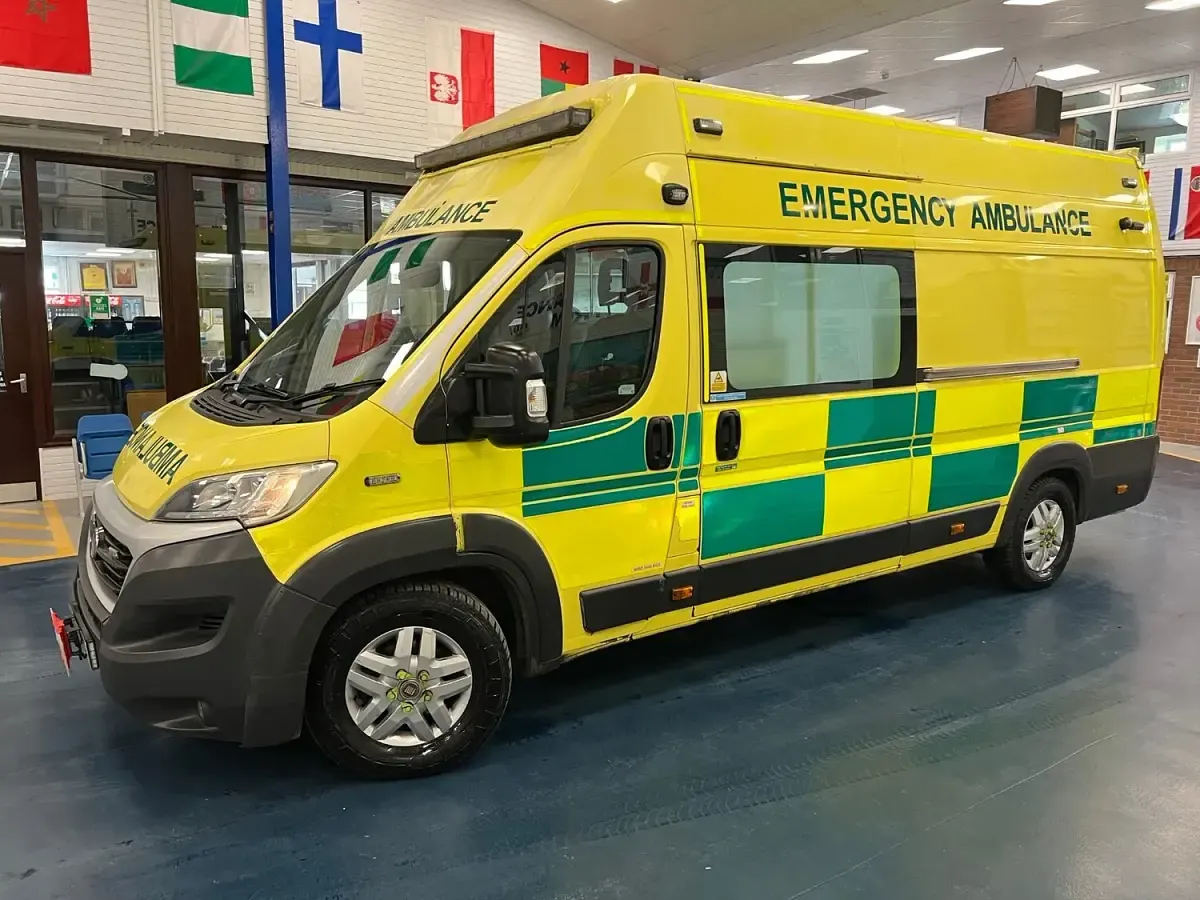 Used Fiat Ducato 180 HP (132 kW) 2017 Yellow Van