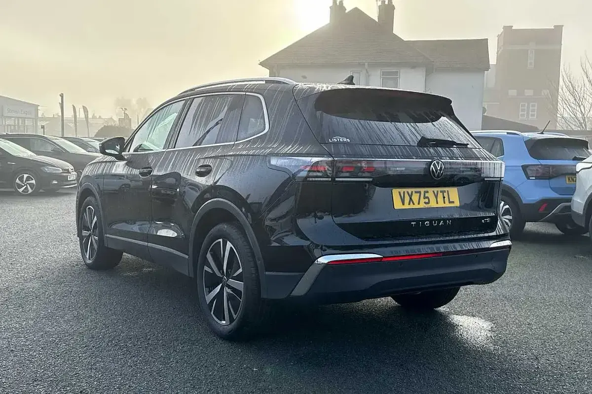 Used VW Tiguan Elegance 150 HP (110 kW) 2025 Grenadilla black SUV