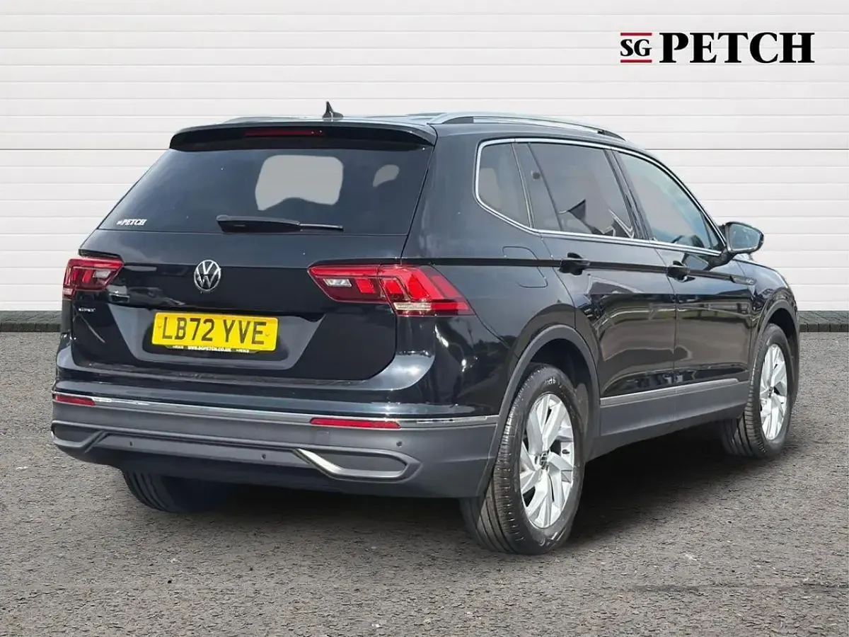 Used VW Tiguan Allspace S 148 HP (108 kW) 2023 Black SUV