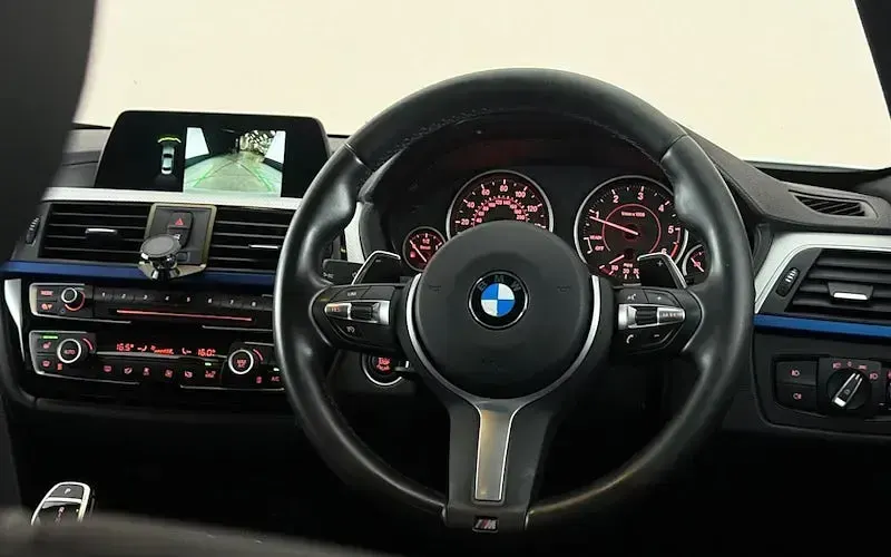 Used BMW 320 M Sport 190 HP (139 kW) 2018 White Sedan