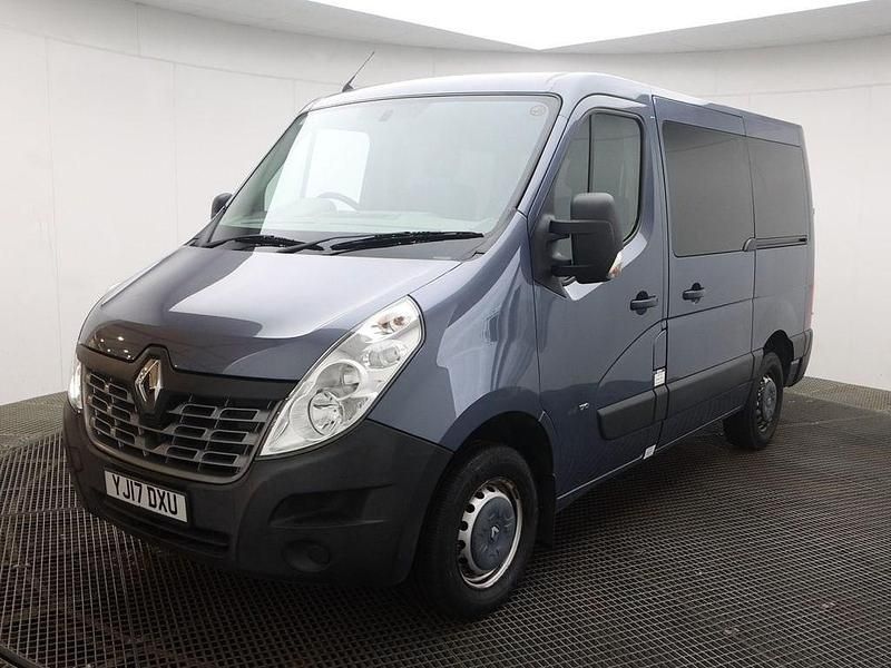 Blue Used 2017 Renault Master Business Van | £12,450 (Fair price) - Image 1/4