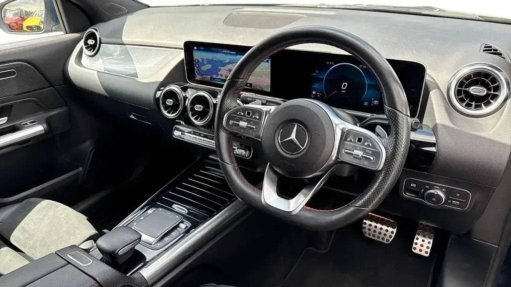 Used Mercedes GLA200 Executive 2020 Blue SUV