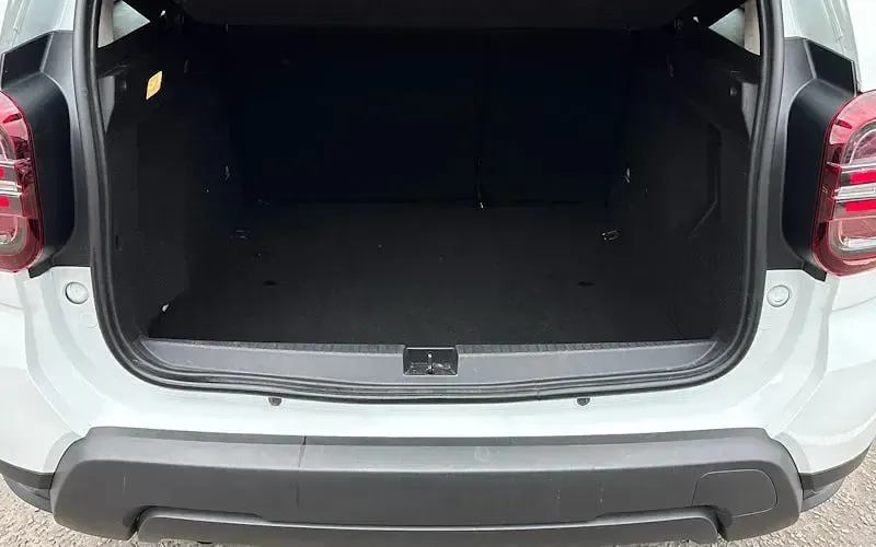 Käytetty Dacia Duster Essentiel 90 HP (66 kW) 2022 Katumaasturi