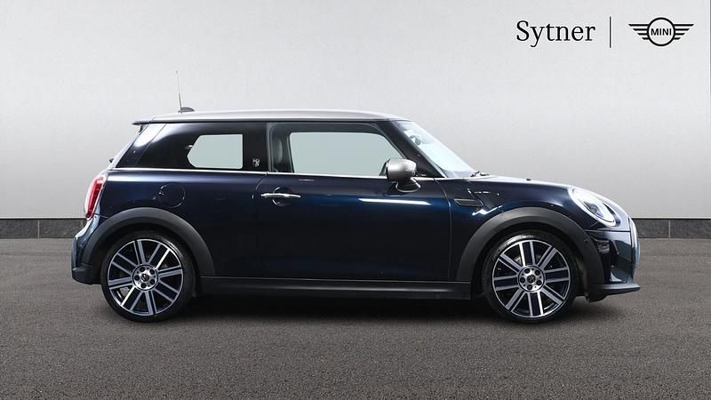 Used Mini Cooper Exclusive 134 HP (98 kW) 2023 Black Hatchback