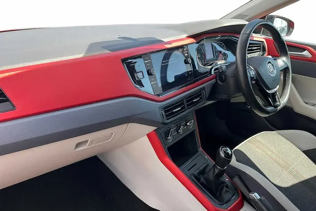 Used VW Polo Beats 95 HP (69 kW) 2018 Red Hatchback