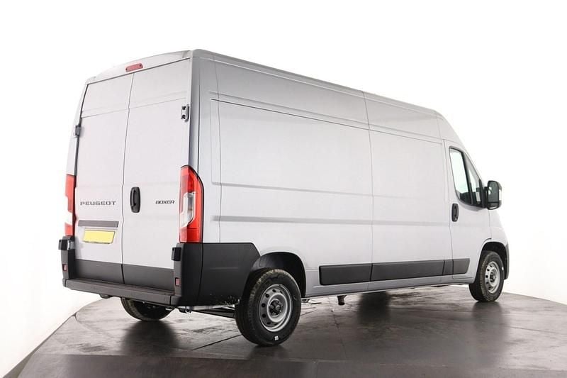 Used Peugeot Boxer 138 HP (101 kW) 2025 Grey Van