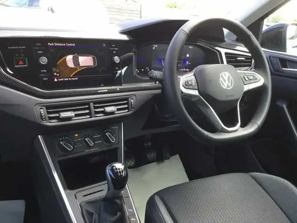 New VW Taigo Match 95 HP (69 kW) 2025 Black SUV