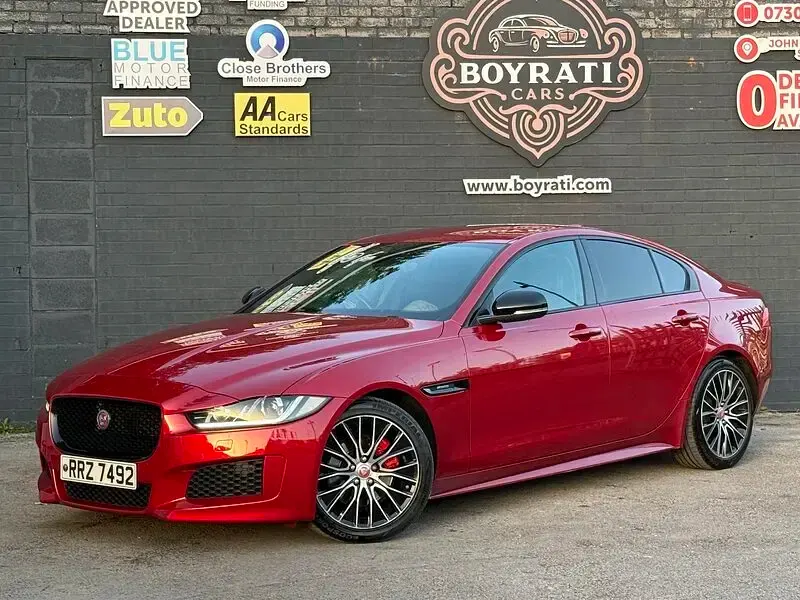 Used Jaguar XE 2018 Red Sedan