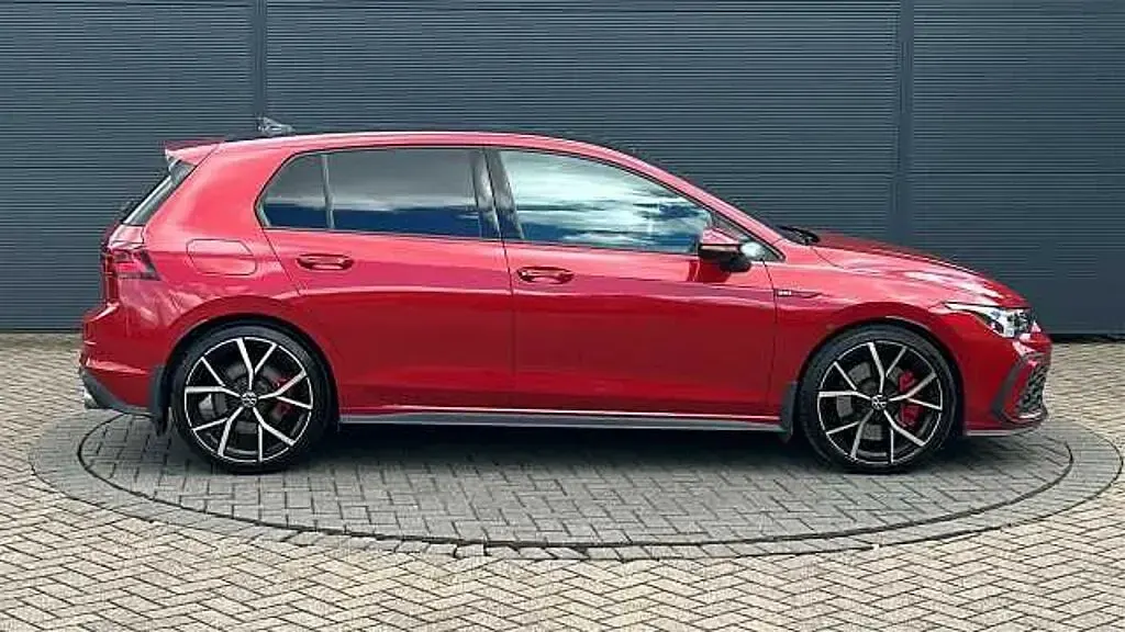 Used VW Golf VIII GTI 245 HP (180 kW) 2022 Red Hatchback