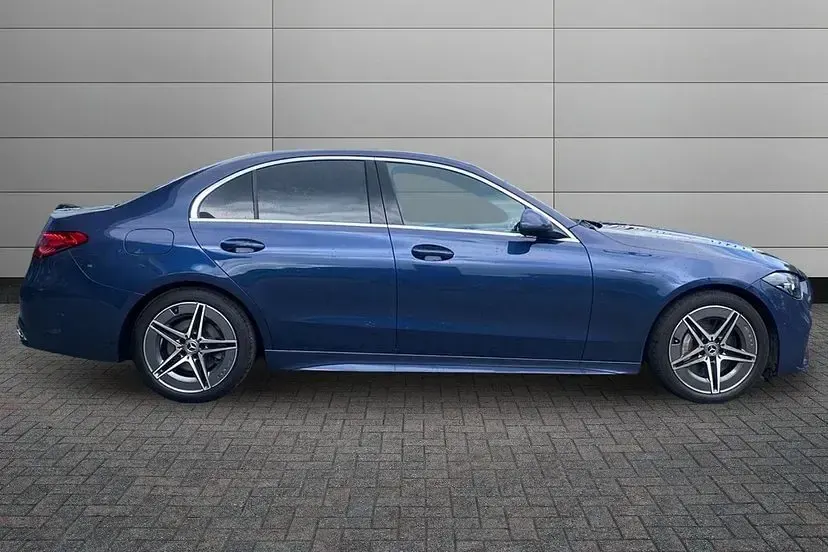 Used Mercedes C200 AMG line 221 HP (162 kW) 2025 Blue Sedan