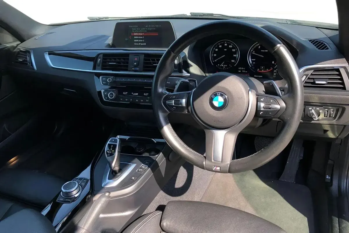 Used BMW 220 Comfort Edition 190 HP (139 kW) 2020 White Coupe