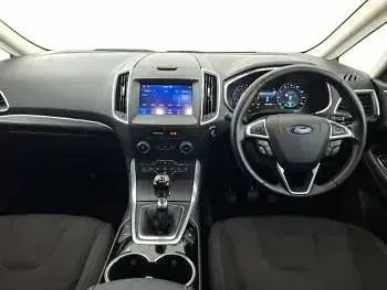 Used Ford S-MAX Titanium 150 HP (110 kW) 2022 Silver MPV