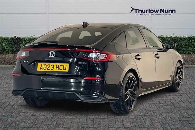 Used Honda Civic Hybrid 184 HP (135 kW) 2023 Black Hatchback