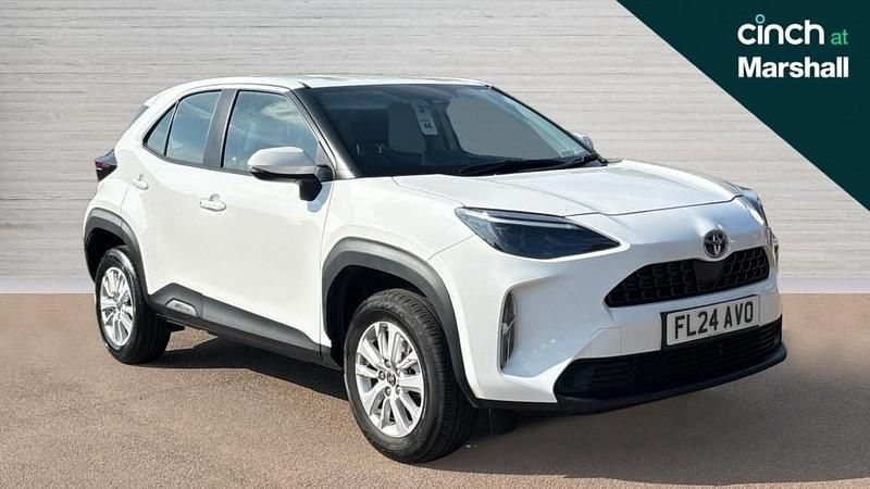 White Used 2024 Toyota Yaris Hybrid Estate | £20,850 (Super price) - Image 1/4