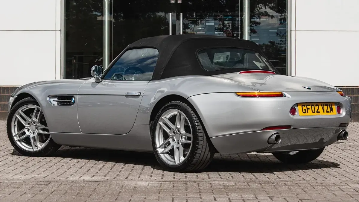 Used BMW Z8 395 HP (290 kW) 2002 Silver Cabriolet
