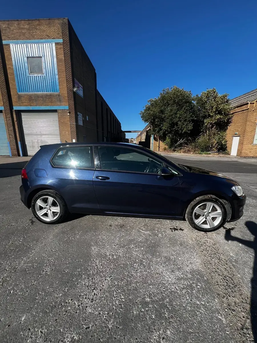Used VW Golf VII Edition 2016 Blue Hatchback