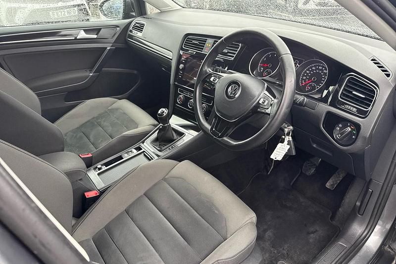 Used VW Golf VII GT 150 HP (110 kW) 2017 Grey Hatchback