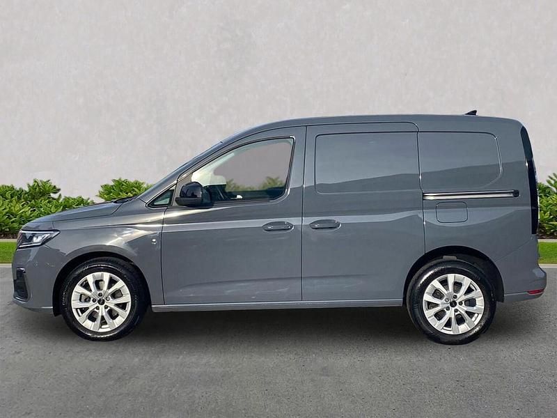 Usado Ford Transit Connect Limited 122 HP (89 kW) 2025 Cinzento Monovolume