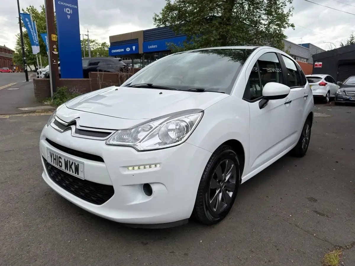 Gebraucht Citroën C3 SELECTION 2016 Weiß Kleinwagen