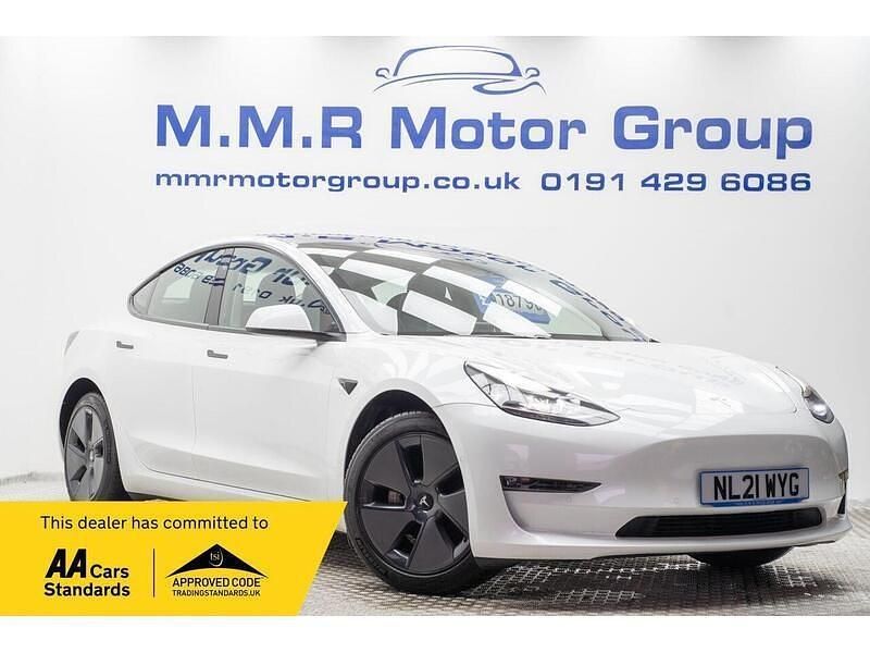 White Used 2021 Tesla Model 3 Long Range AWD Sedan | £18,490 (Fair price) - Image 1/4