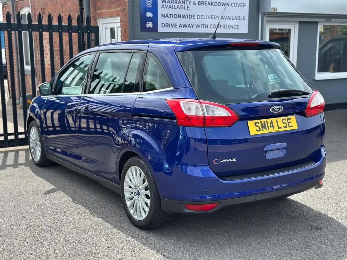 Used Ford Grand C-Max Titanium 2014 Blue MPV