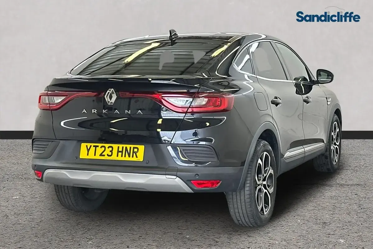 Used Renault Arkana Techno 138 HP (101 kW) 2022 Black SUV