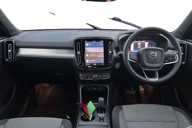 Used Volvo XC40 Core 2022 Red SUV