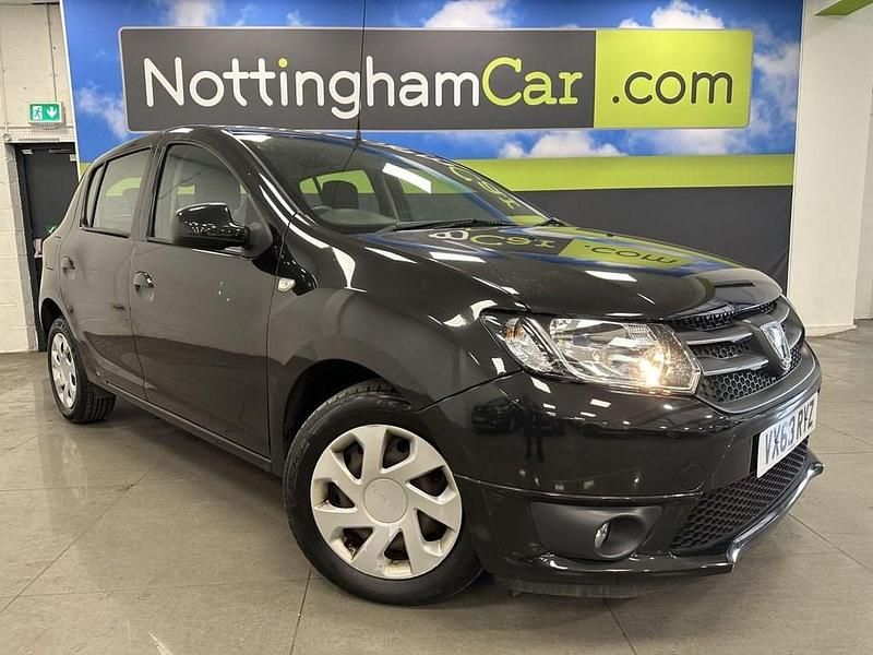 Black Used 2013 Dacia Sandero Lauréate Hatchback | £4,495 (Fair price) - Image 1/4